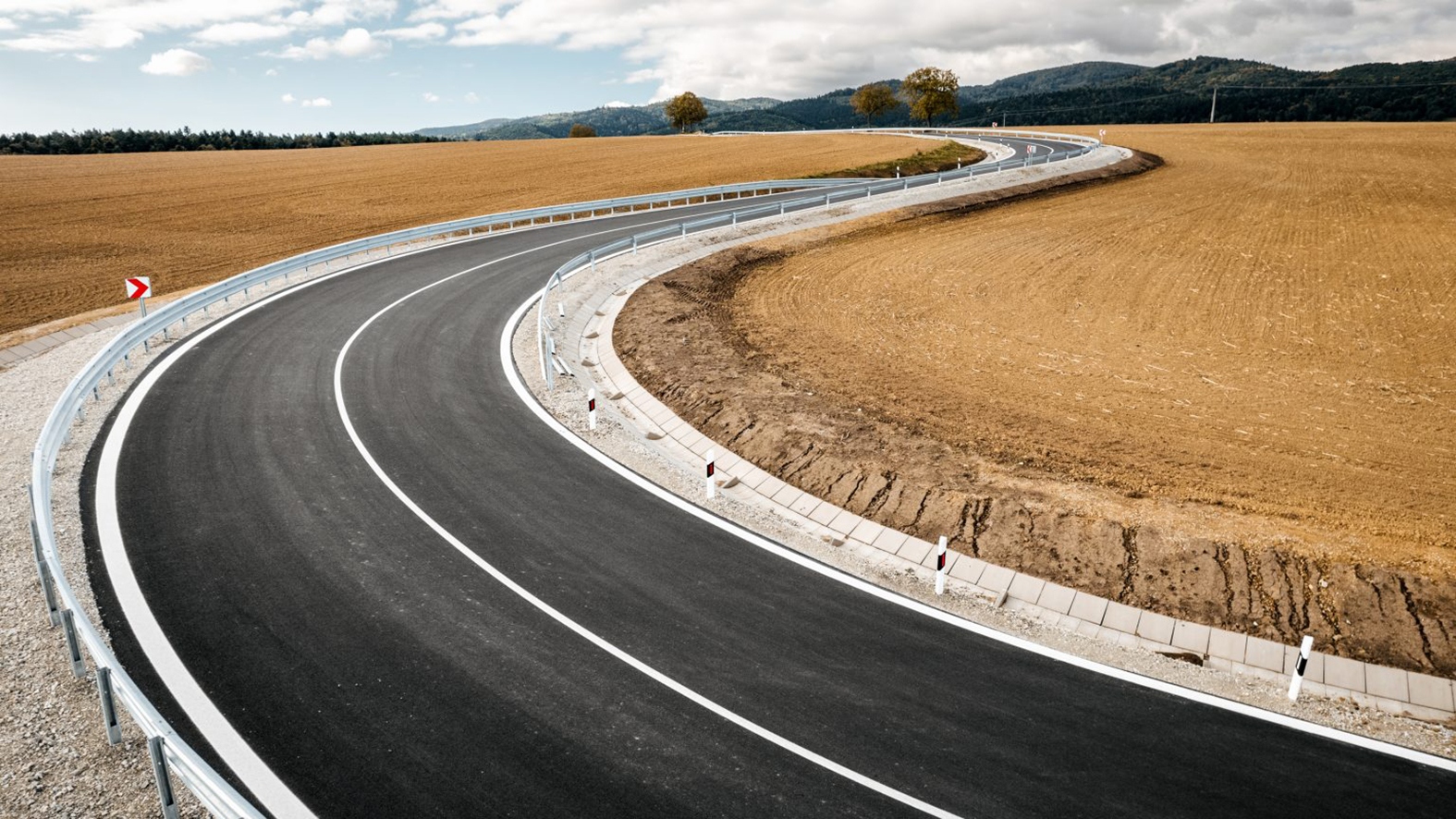 Modernizácia ciest medzi Hertníkom a Kľušovskou Zábavou finišuje