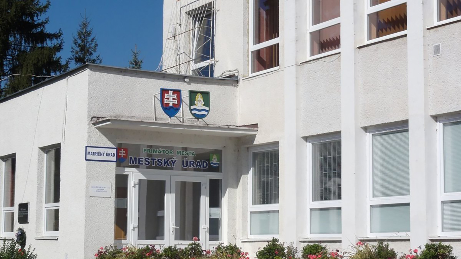 Samospráva chce zrekonštruovať budovu, v ktorej sídli mestský úrad