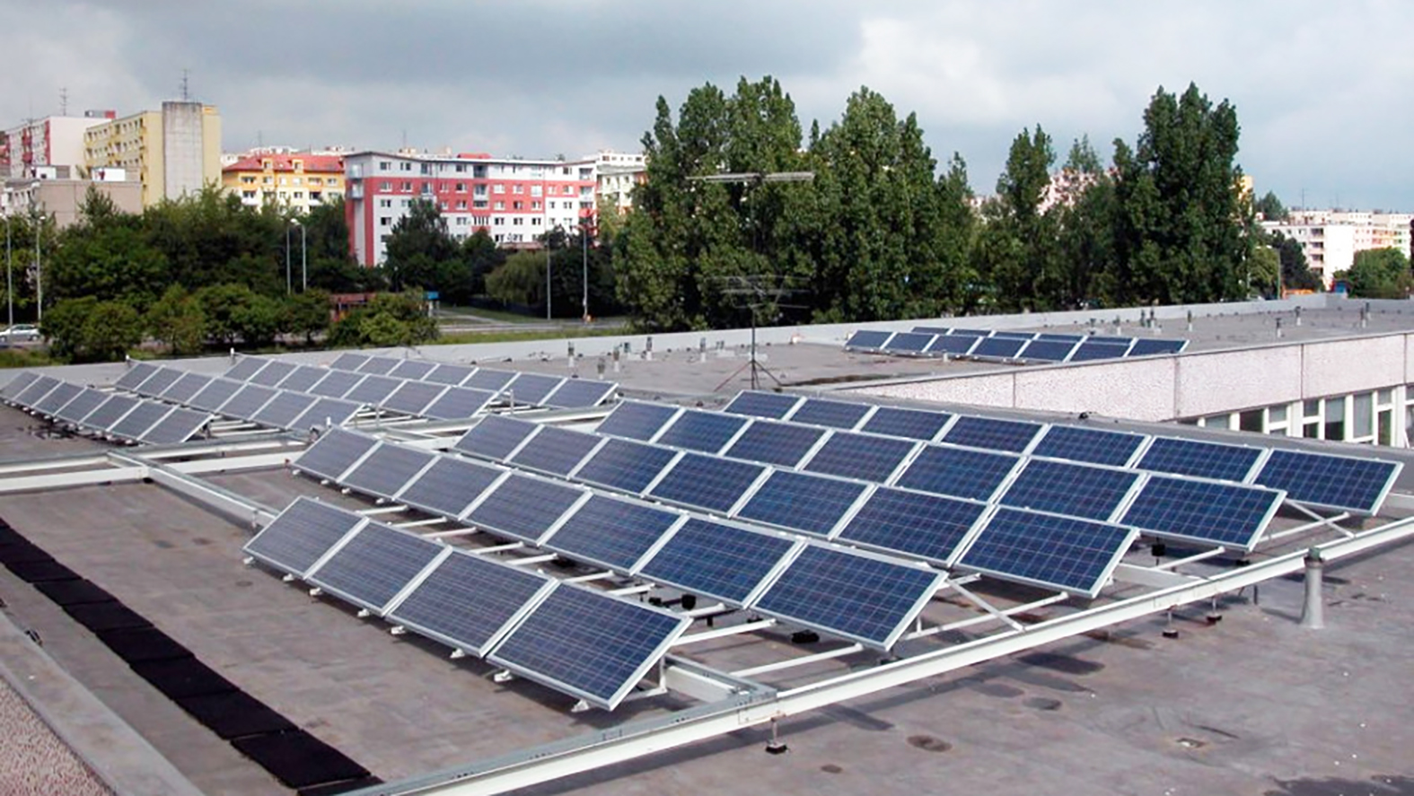 V Michalovciach plánujú fotovoltické elektrárne na troch mestských budovách