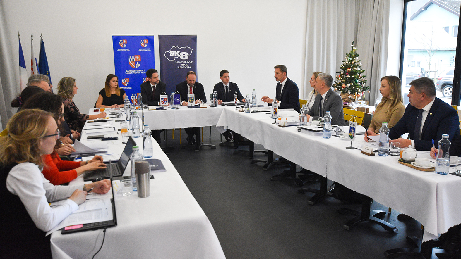 Samosprávne kraje žiadajú predvídateľné financovanie na úrovni 2 percentá HDP