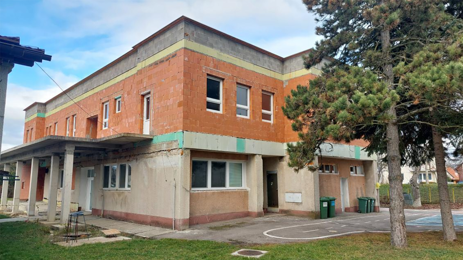 Nadstavba materskej školy v Hloži bude pokračovať