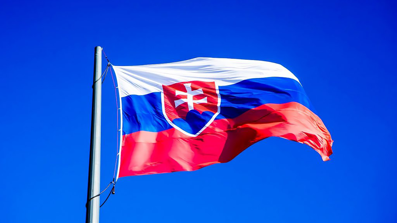 Slovenská republika má 32 rokov, jej vznik sa pripomína štátnym sviatkom