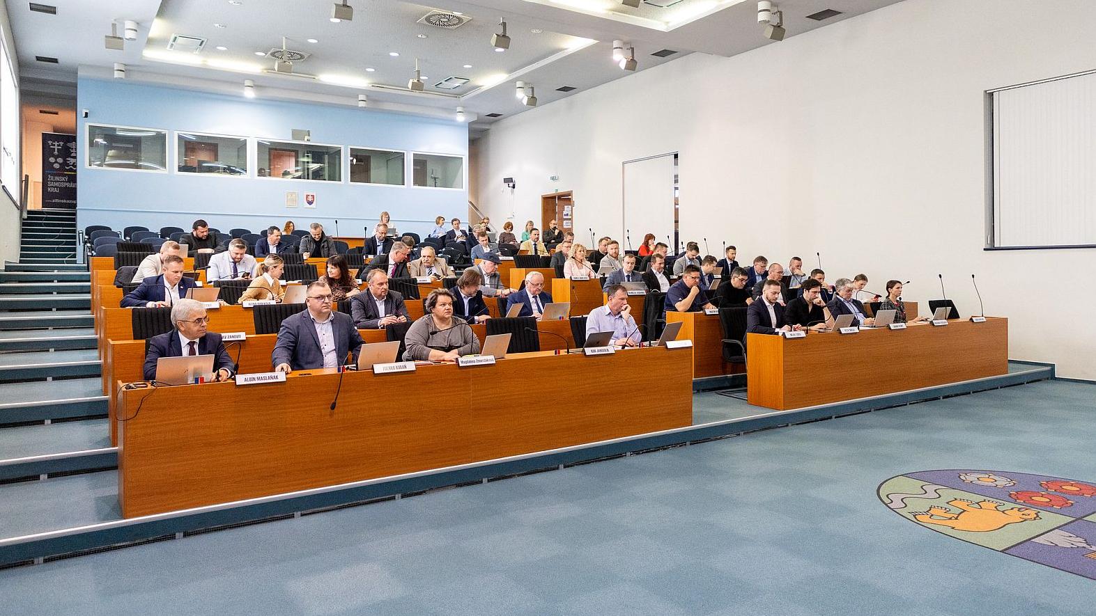 Poslanci dali zelenú optimalizácii ďalších stredných škôl