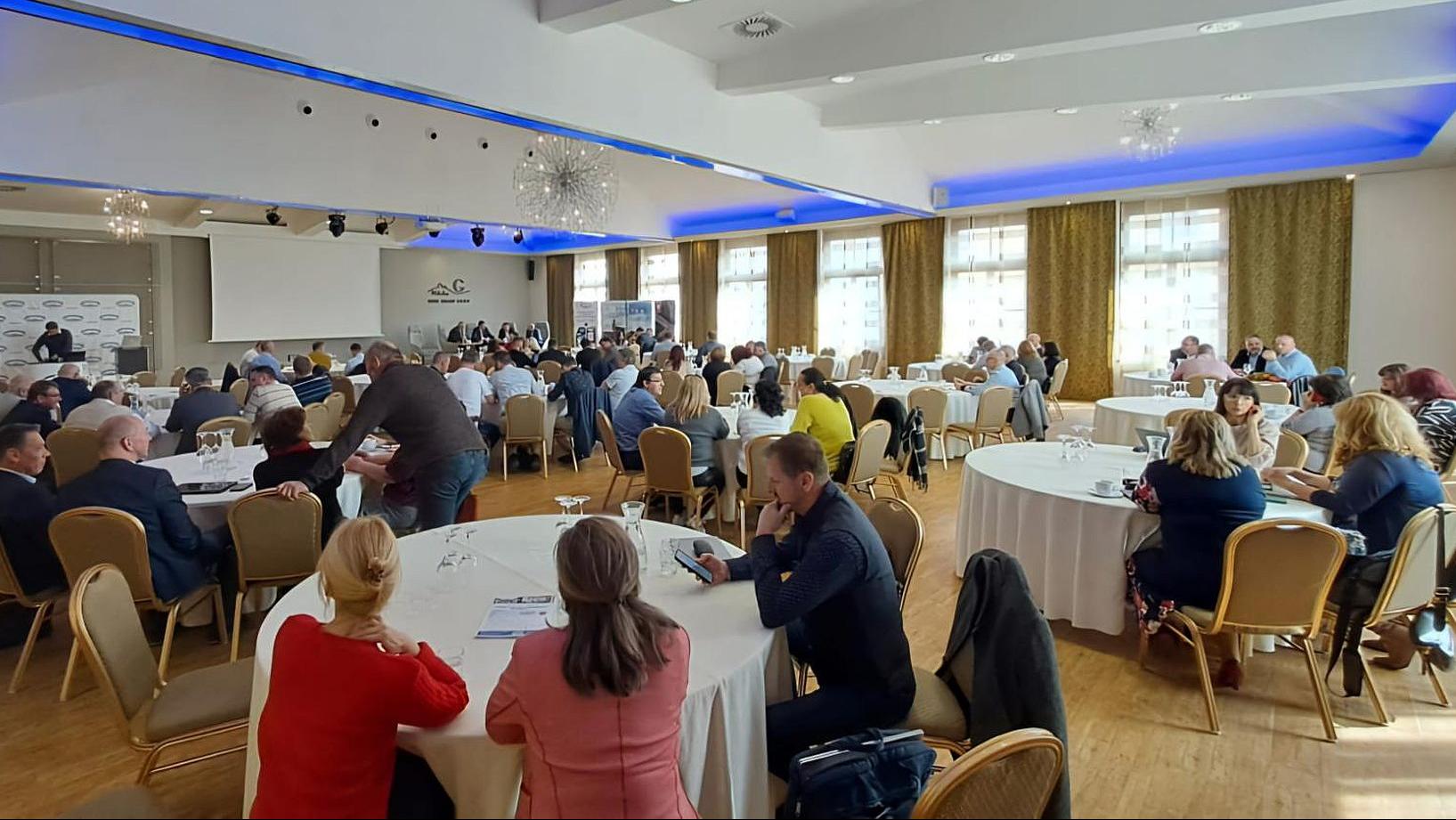 Pracovné stretnutie troch regionálnych združení