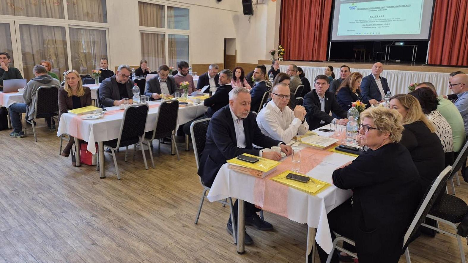 Zo snemu Regionálneho združenia obcí Podunajskej oblasti