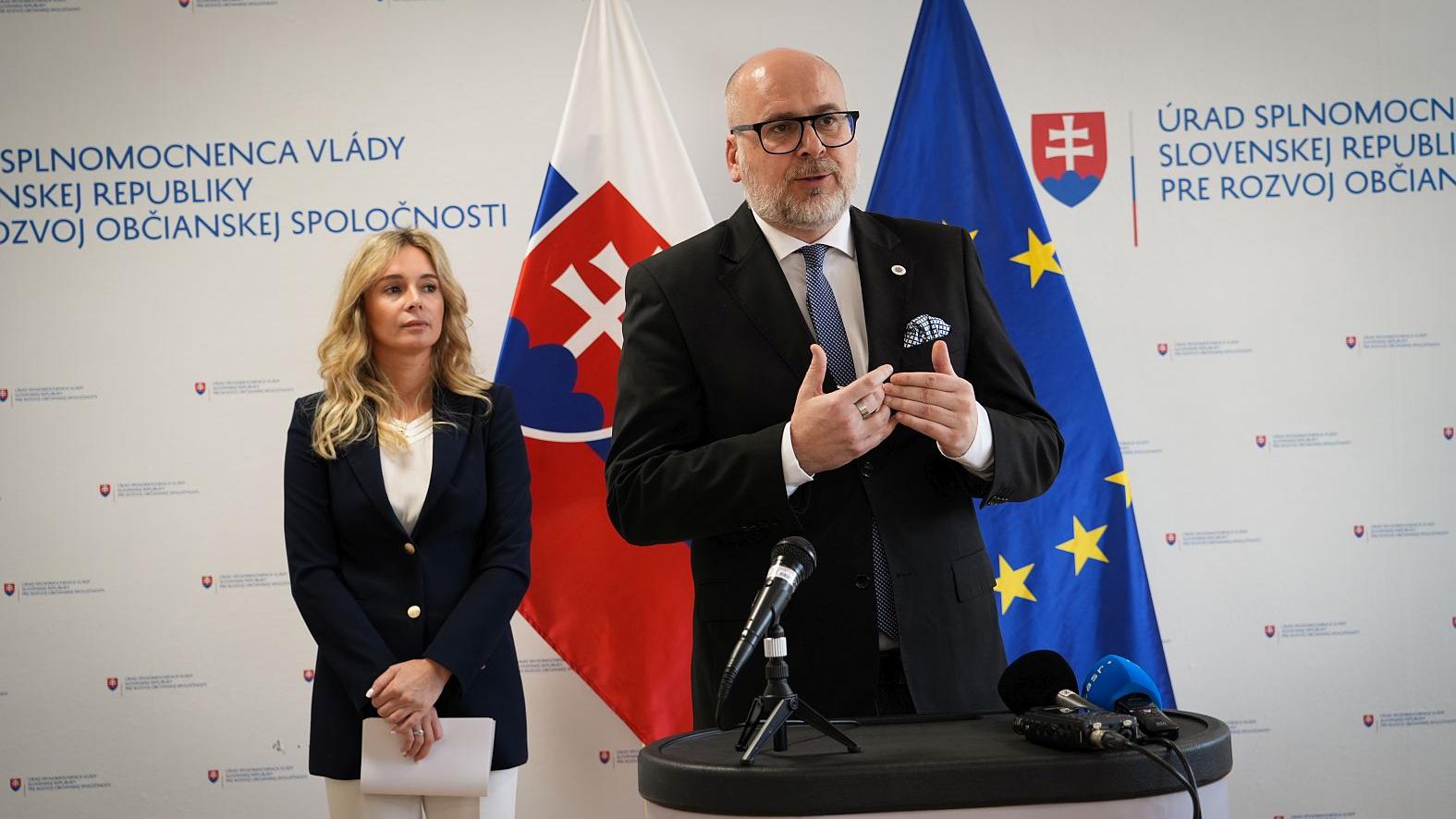 Prepájame štát, samosprávy a občiansku spoločnosť