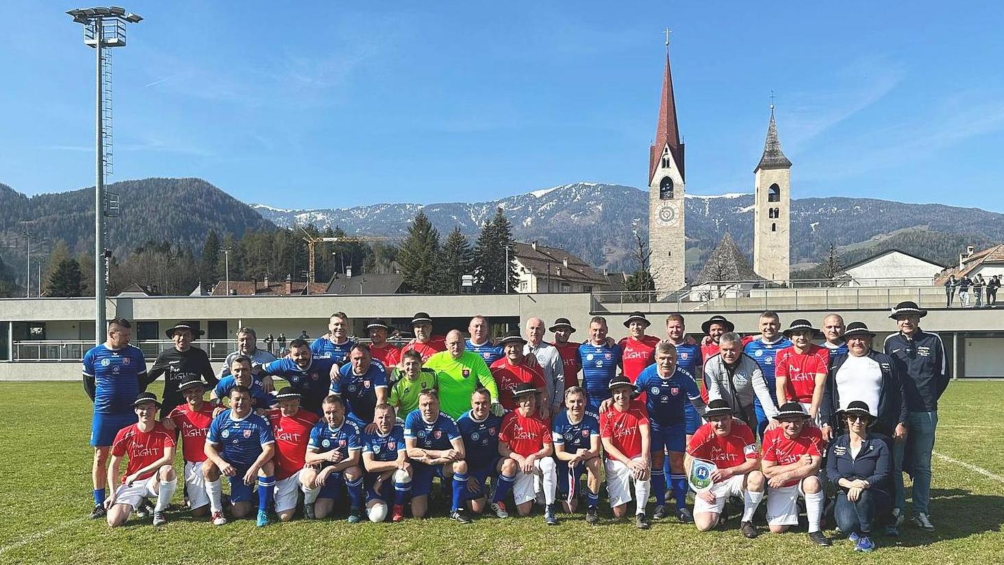 Slovenské futbalové mužstvo starostov vyhralo zápas s Južným Tirolskom