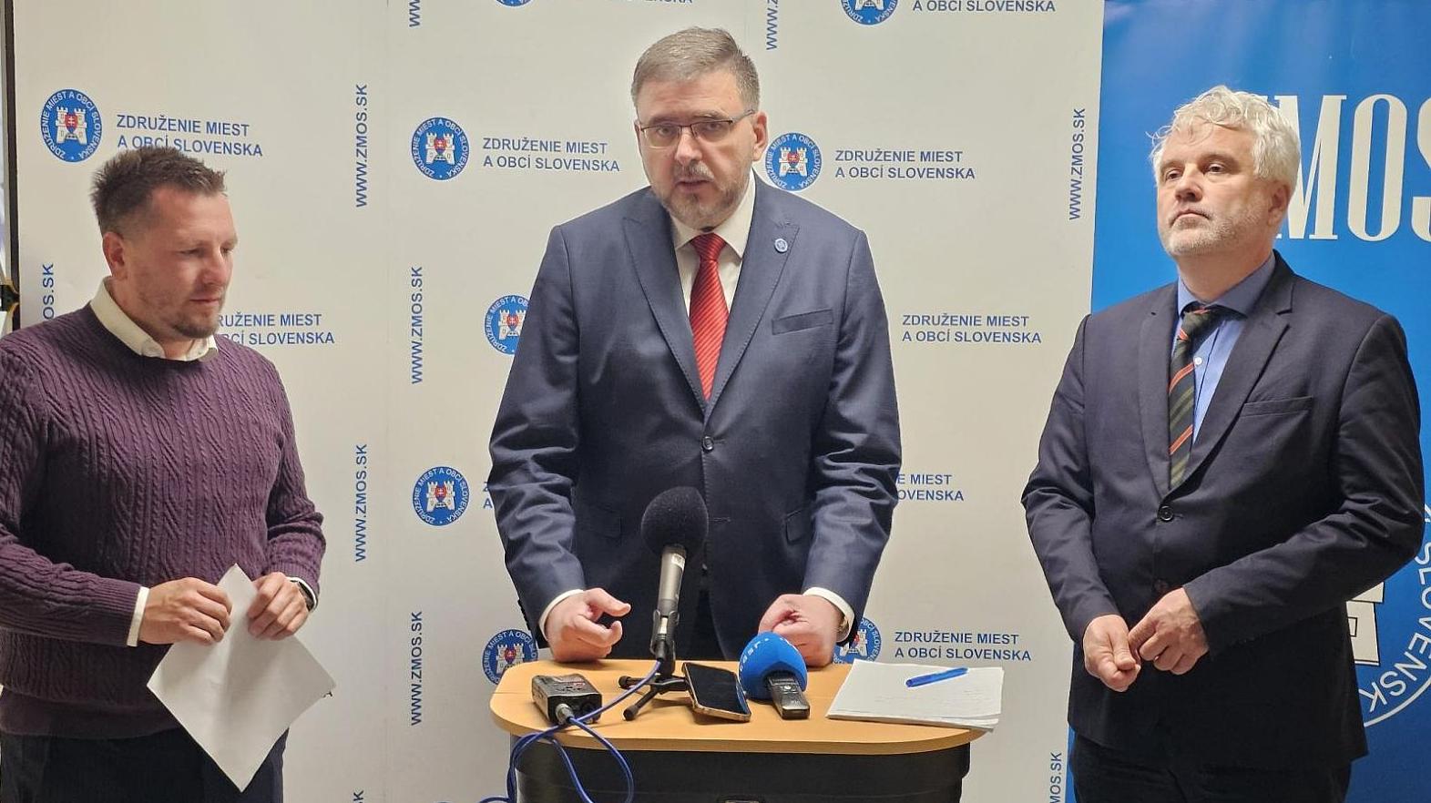 ZMOS: Spoločnosť by mala začať diskusiu o regulácii sociálnych sietí