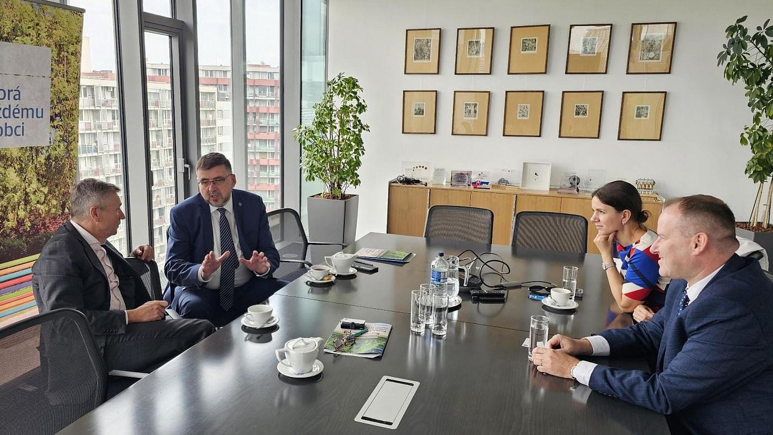 Slovenská sporiteľňa a ZMOS pokračujú v partnerstve aj v roku 2025