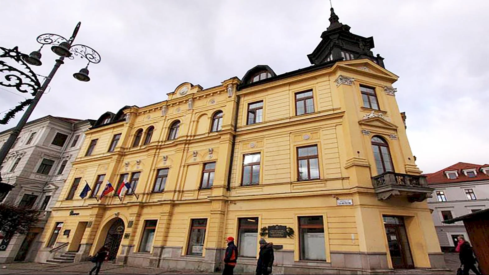 Zastupiteľstvo BBSK schválilo spolufinancovanie projektov pre kvalitnejšie vzdelávanie aj vznik nového kultúrneho centra
