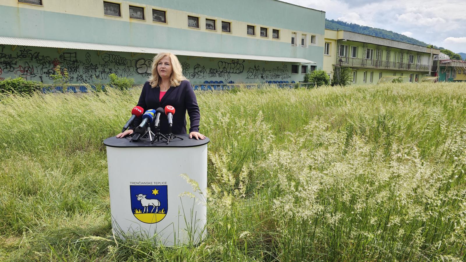 Športový areál Marakana v Trenčianskych Tepliciach je po rokoch späť v rukách mesta