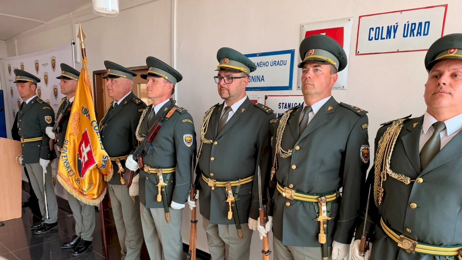 Snímky zdroj: Finančné riaditeľstvo SR